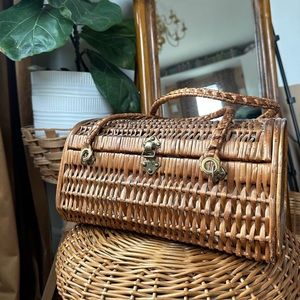 Super cool vintage wicker purse or small retro picnic basket
